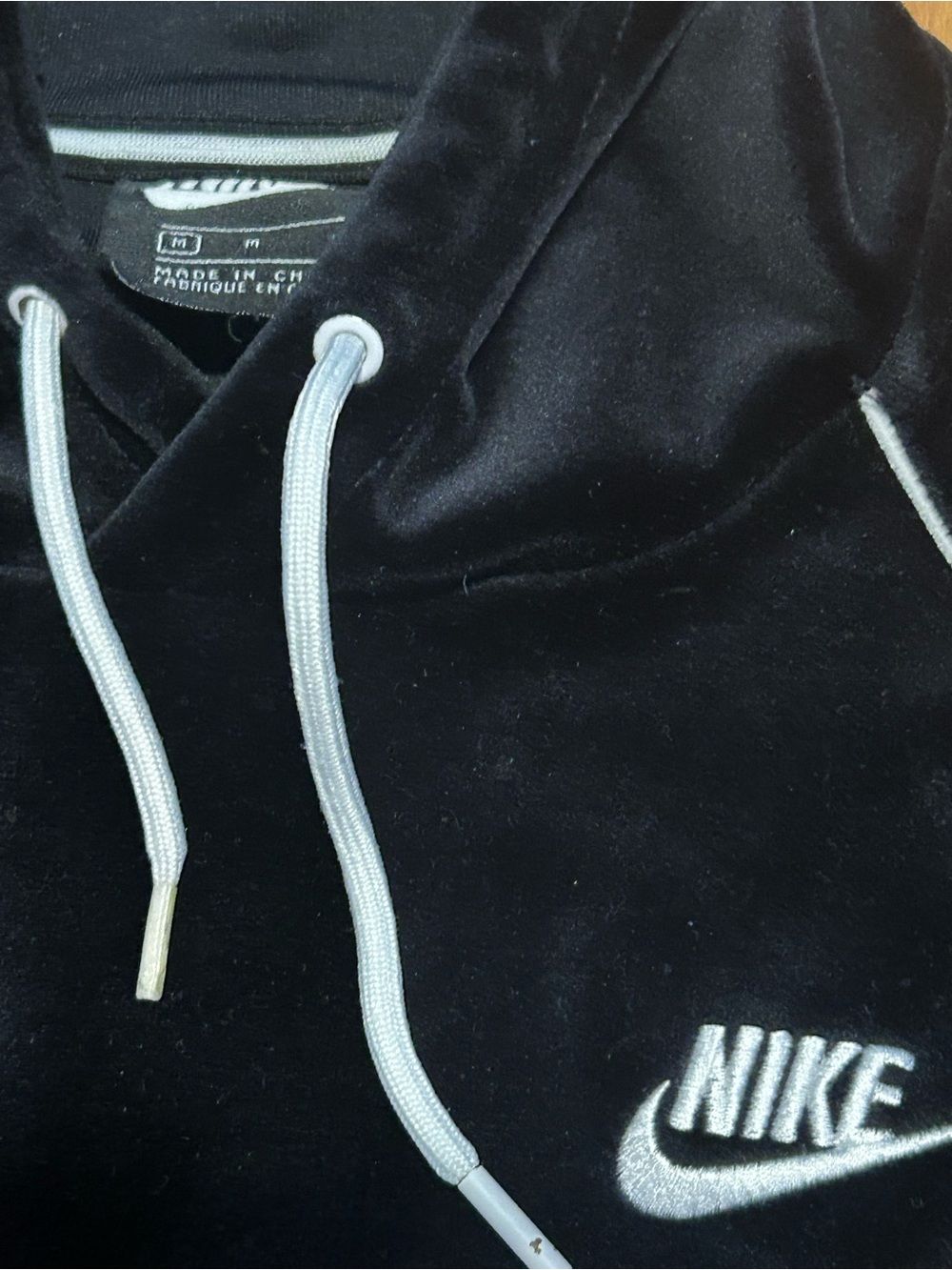 Nike Black Medium Velour Good Condition Hooded Longline Pullover or Short Dress - Picture 3 of 5